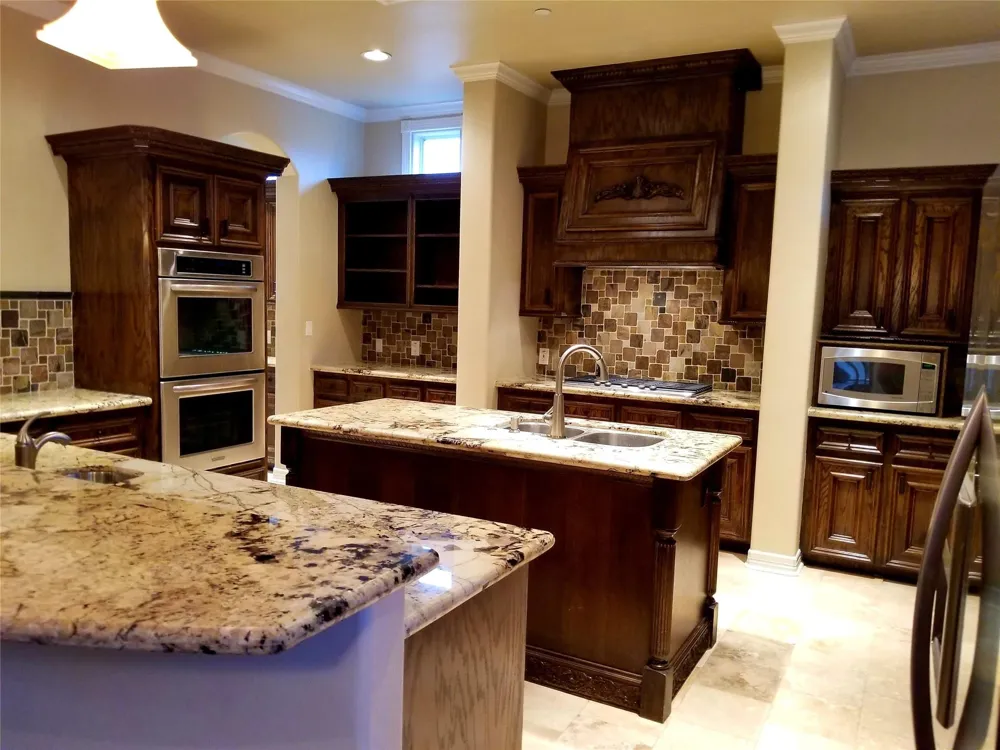 5809 Newcastle Street Bellaire, TX 77401