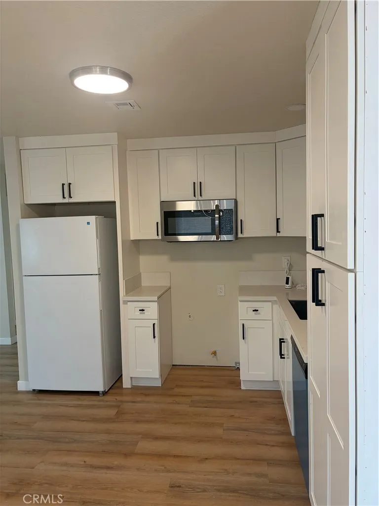 134 E M st Colton, CA 92324