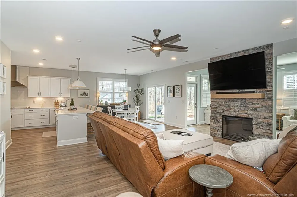 1528 Salters Lane Aberdeen, NC 28315