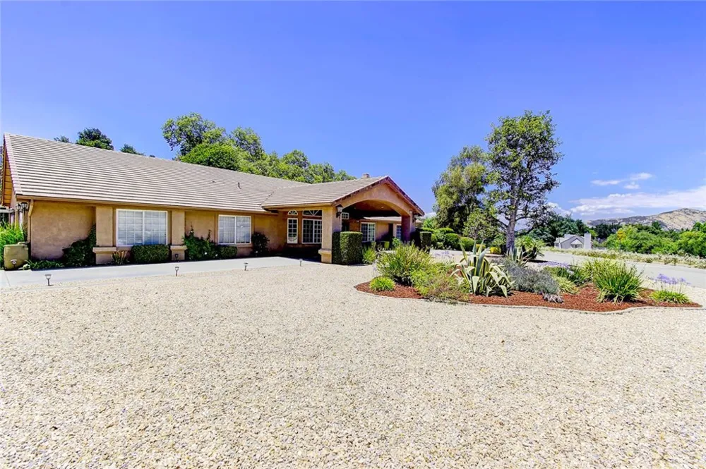 13634 Oak Mesa Drive Yucaipa, CA 92399