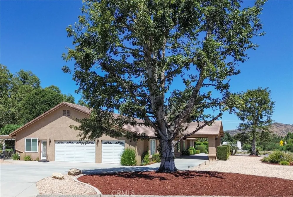 13634 Oak Mesa Drive Yucaipa, CA 92399