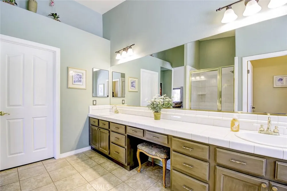 13634 Oak Mesa Drive Yucaipa, CA 92399