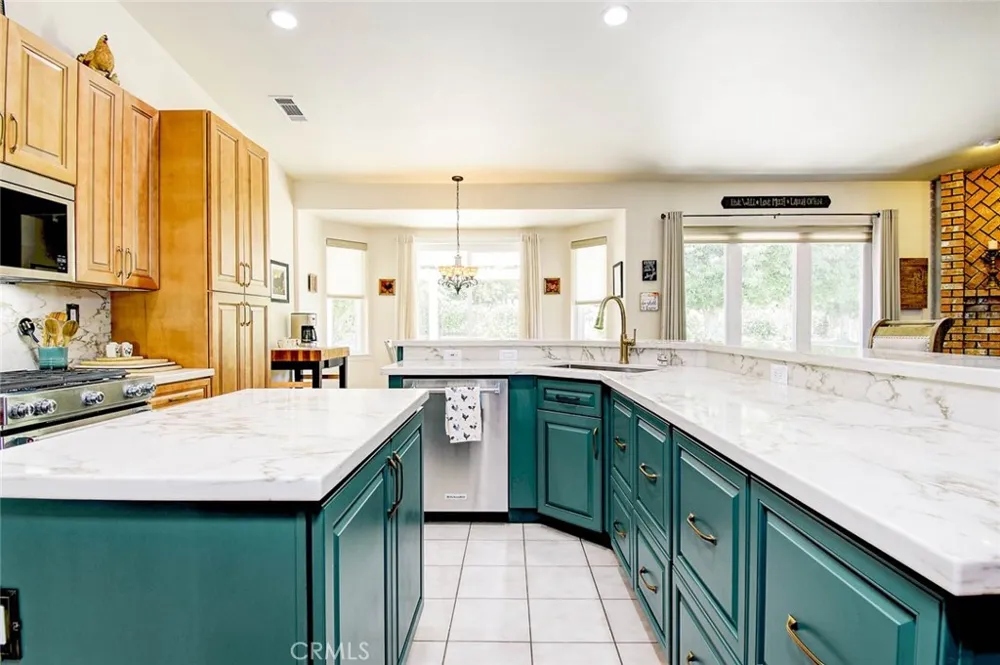13634 Oak Mesa Drive Yucaipa, CA 92399