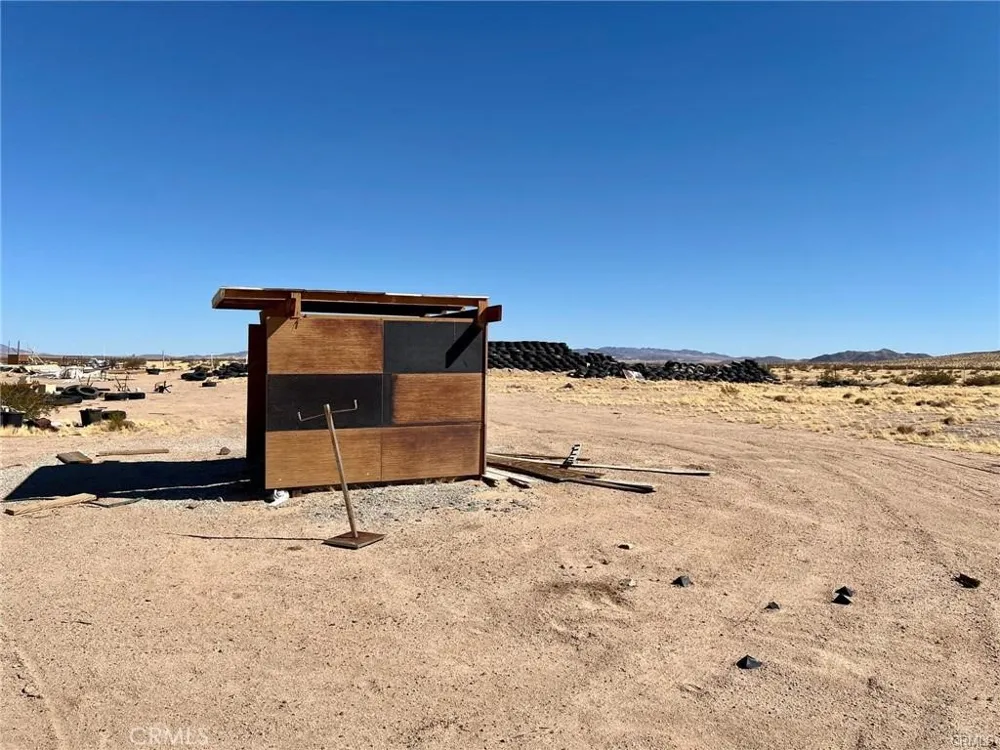 Camelot Newberry Springs, CA 92365