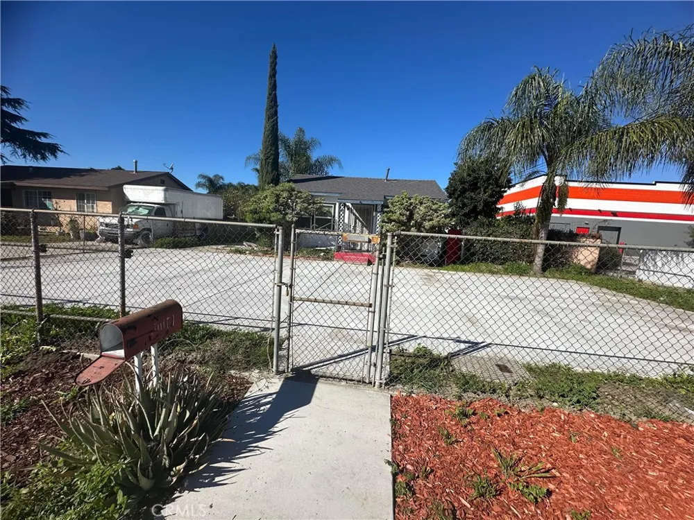 119 Collwood La Puente, CA 91746
