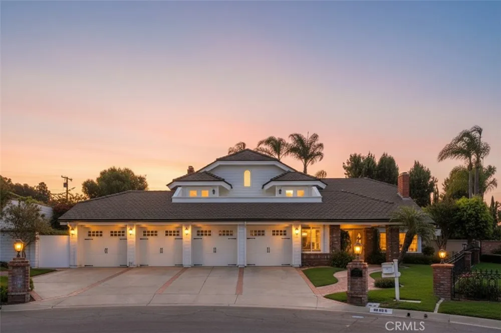 18998 Buckskin Yorba Linda, CA 92886