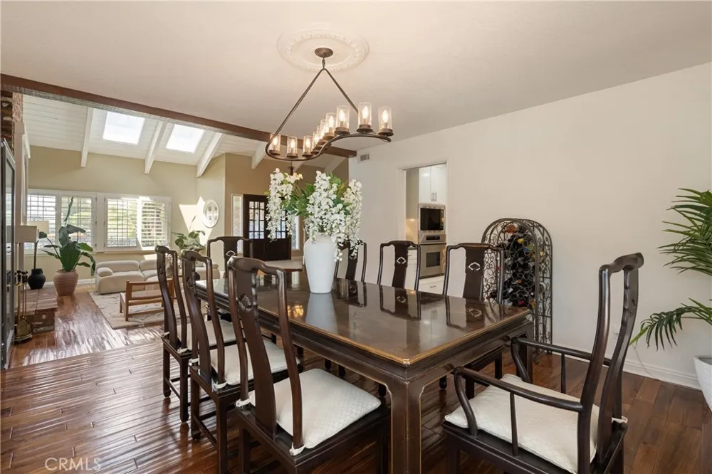 18998 Buckskin Yorba Linda, CA 92886
