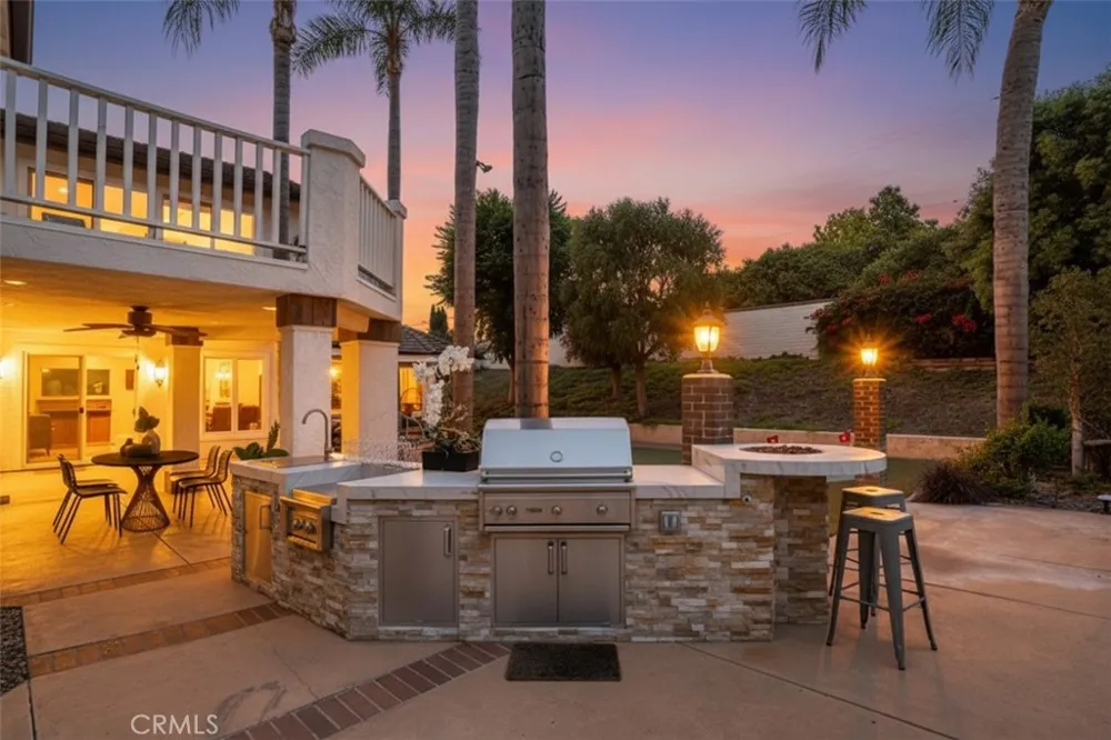 18998 Buckskin Yorba Linda, CA 92886