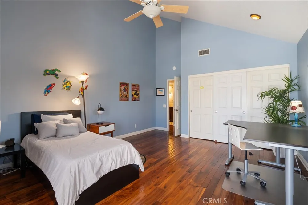 18998 Buckskin Yorba Linda, CA 92886