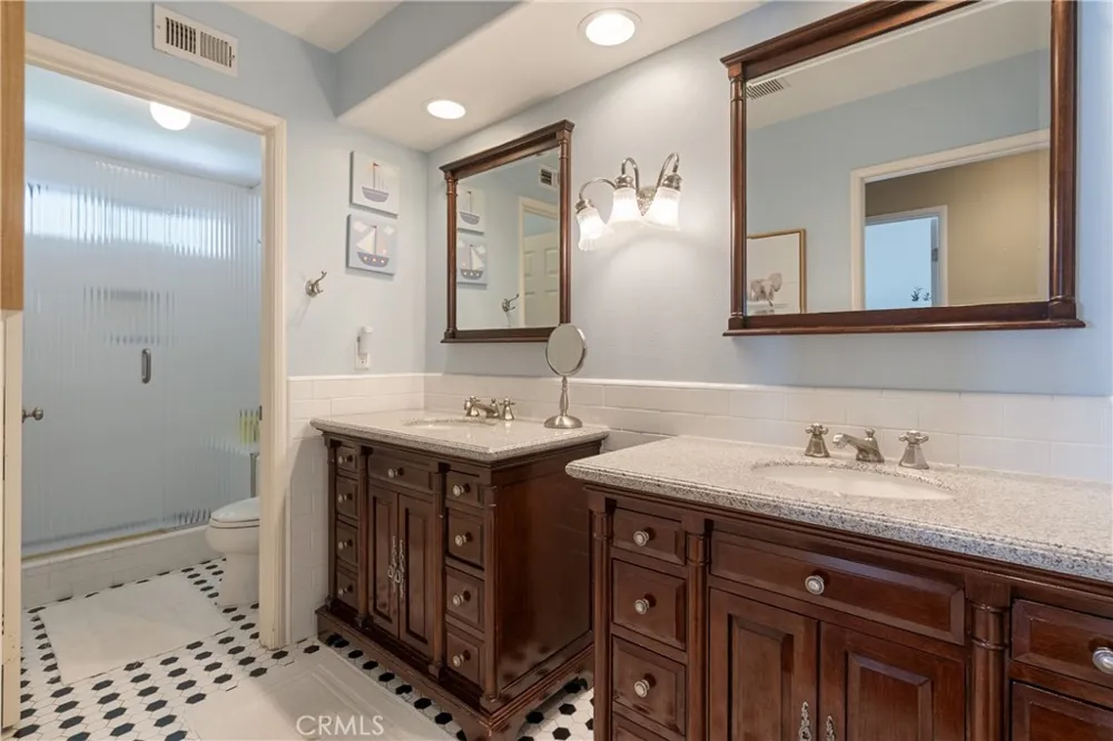 18998 Buckskin Yorba Linda, CA 92886