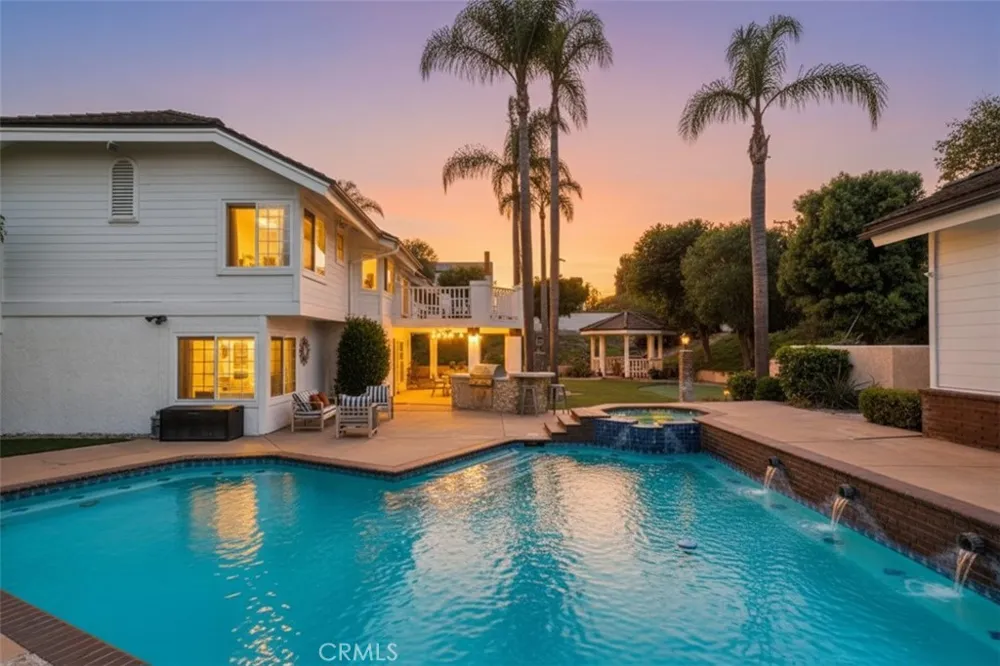 18998 Buckskin Yorba Linda, CA 92886