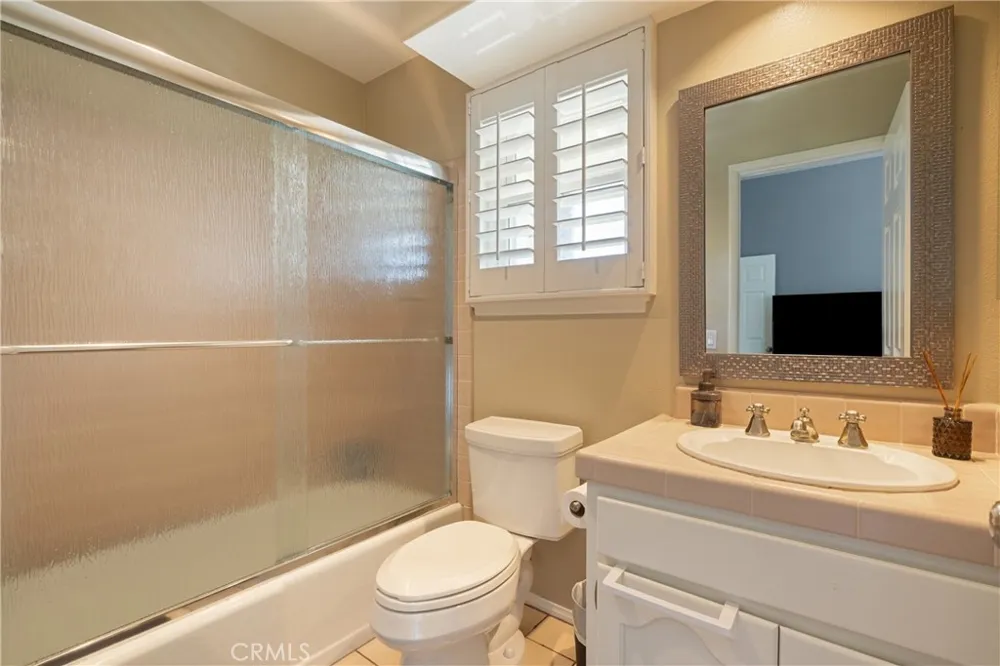 18998 Buckskin Yorba Linda, CA 92886