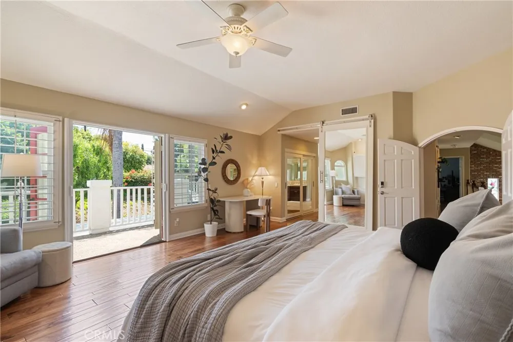 18998 Buckskin Yorba Linda, CA 92886
