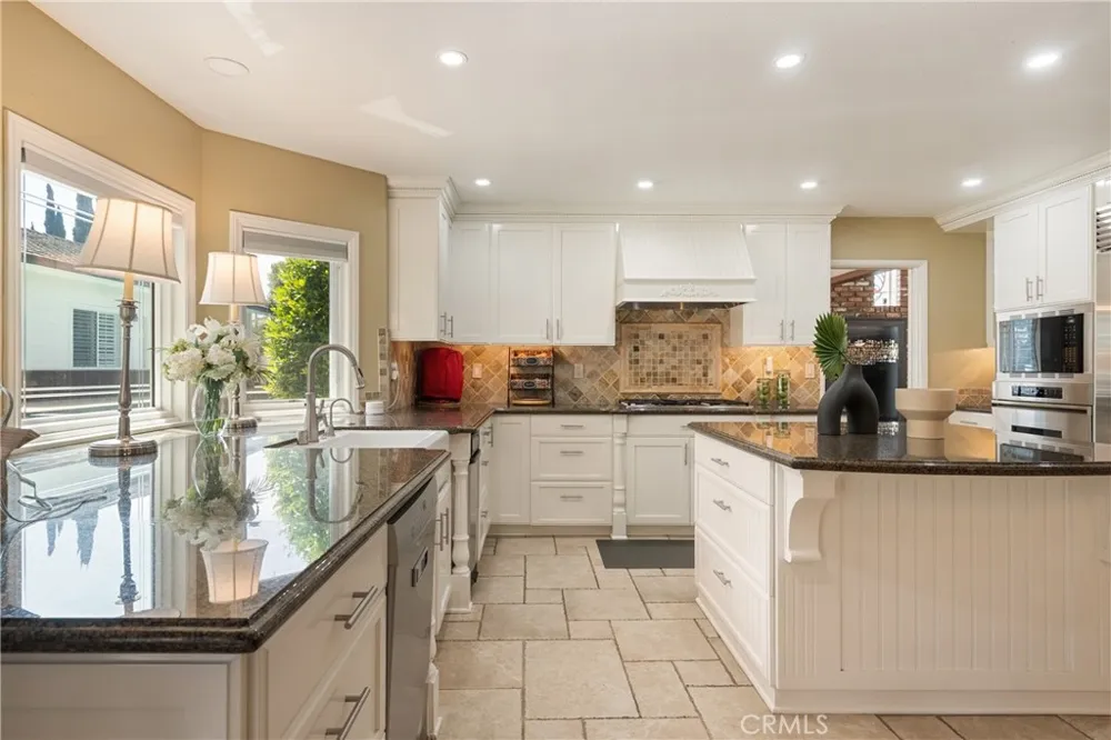 18998 Buckskin Yorba Linda, CA 92886