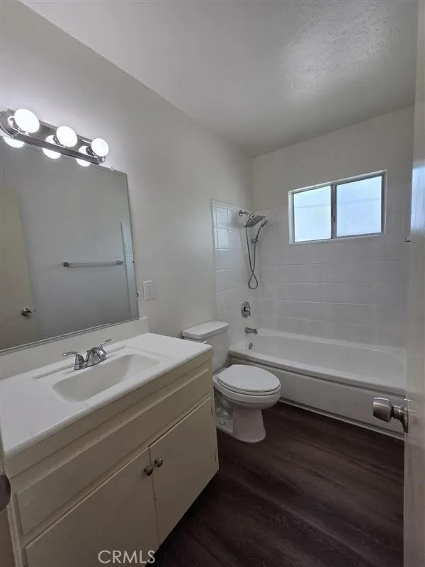 144 Baseline Road #8 San Dimas, CA 91773
