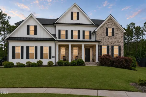 113 Amberwing Court