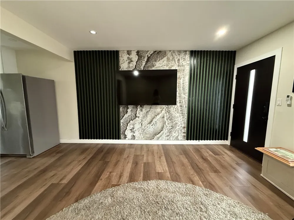 7348 Florence Ave #2 Downey, CA 90240