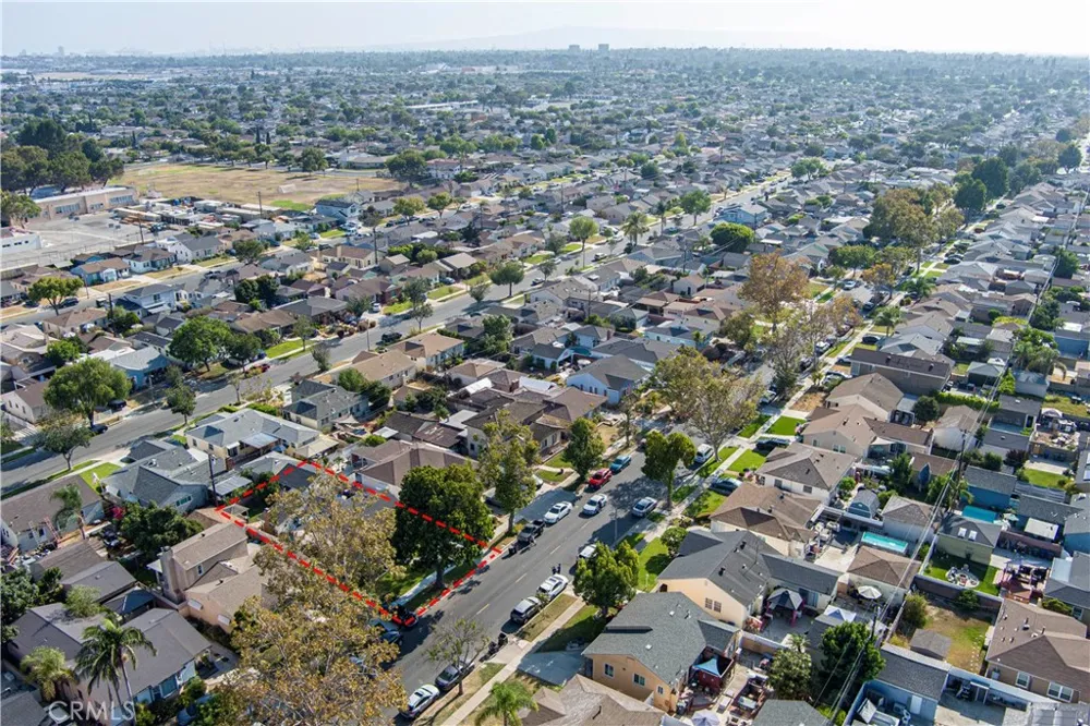3508 Arbor Road Lakewood, CA 90712