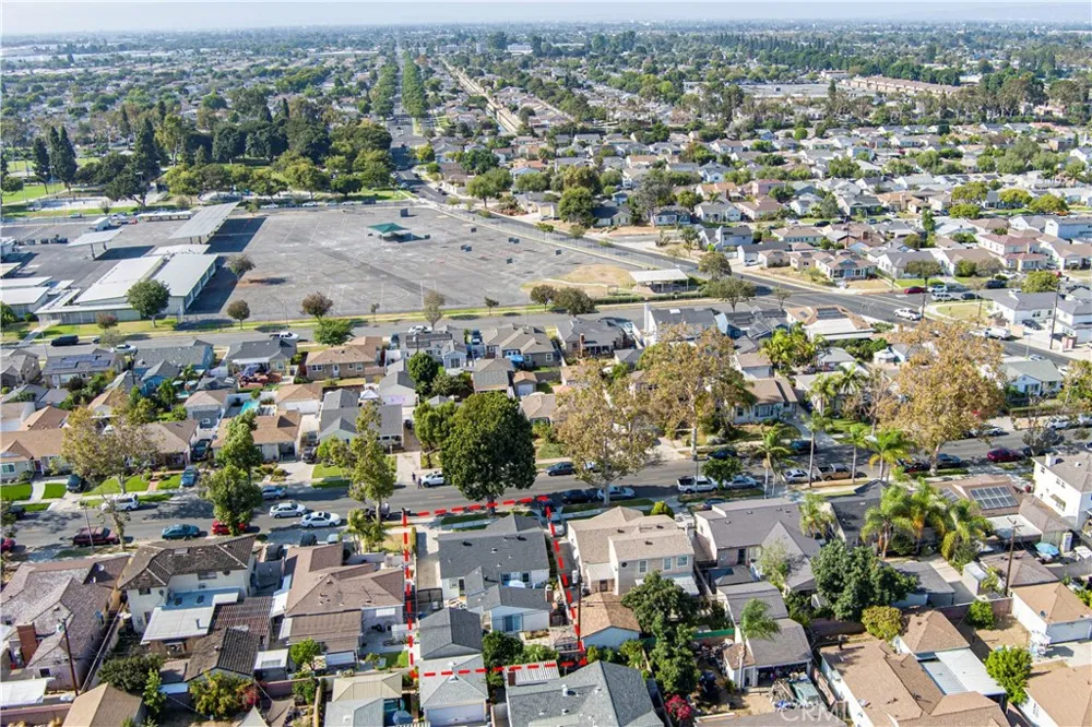 3508 Arbor Road Lakewood, CA 90712
