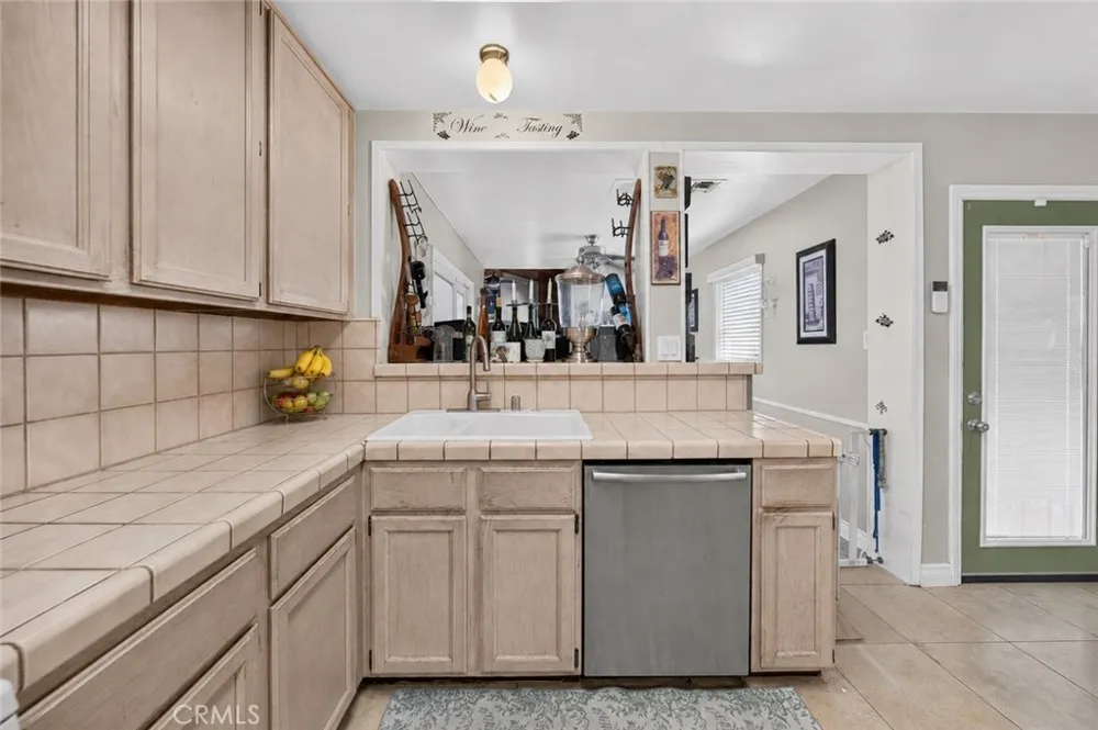 3508 Arbor Road Lakewood, CA 90712