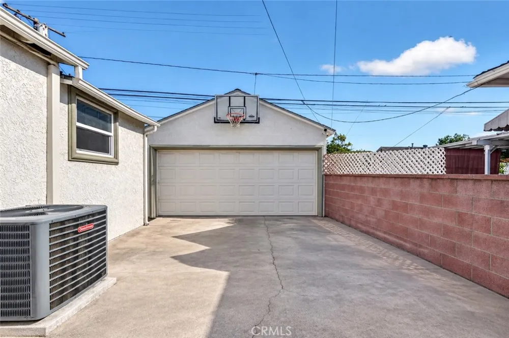 3508 Arbor Road Lakewood, CA 90712