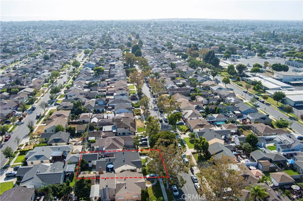 3508 Arbor Road Lakewood, CA 90712