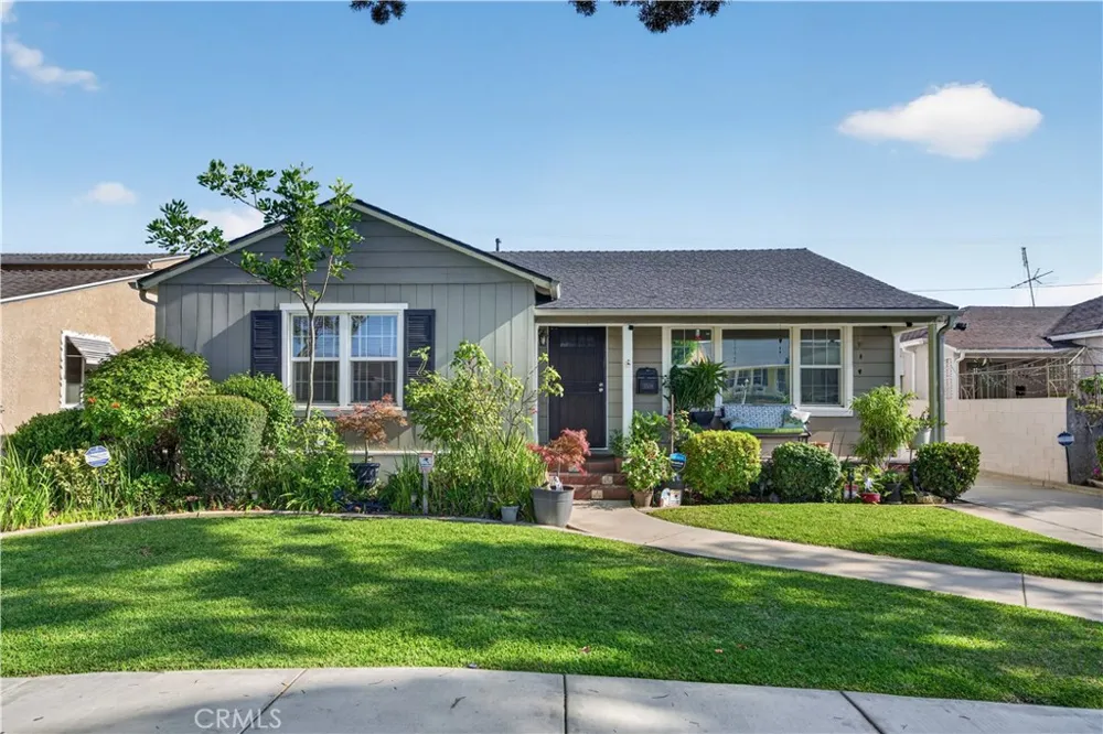 3508 Arbor Road Lakewood, CA 90712