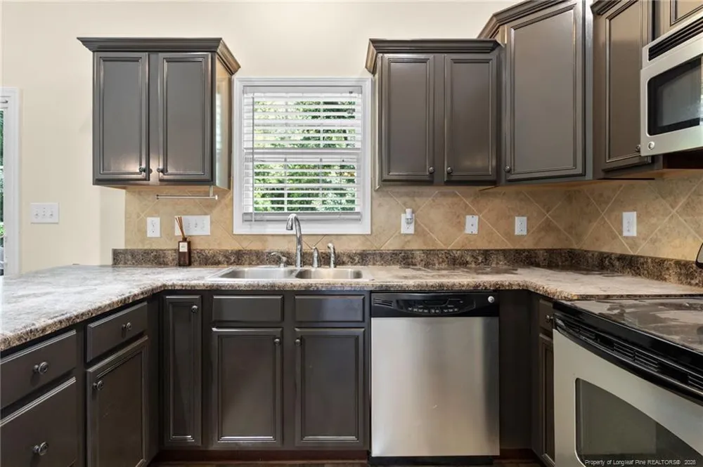 1515 Gray Hill Court Hope Mills, NC 28348