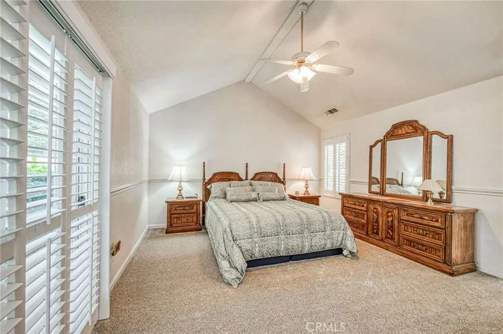 860 E Dartmouth Fresno, CA 93730