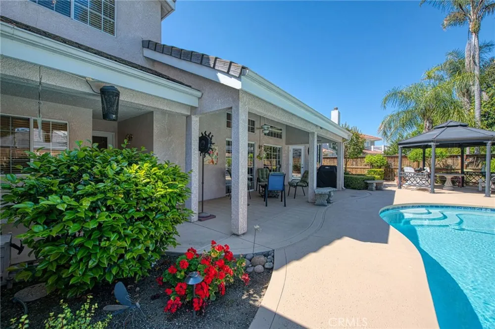 860 E Dartmouth Fresno, CA 93730