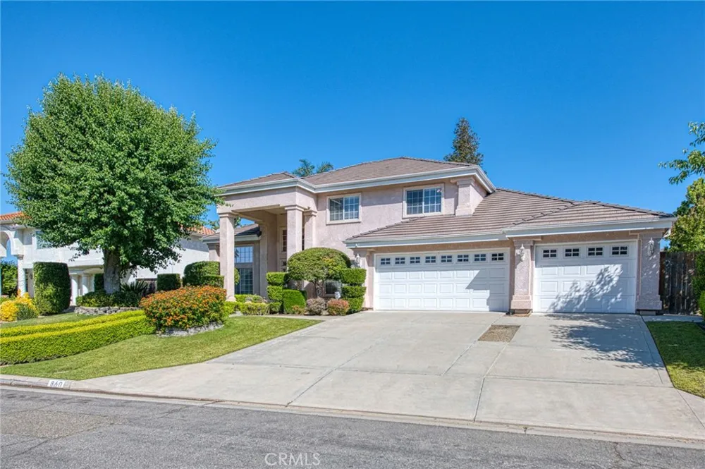 860 E Dartmouth Fresno, CA 93730