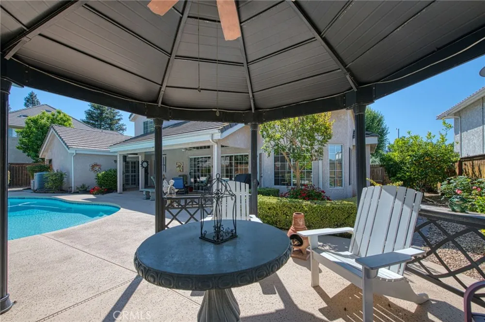 860 E Dartmouth Fresno, CA 93730