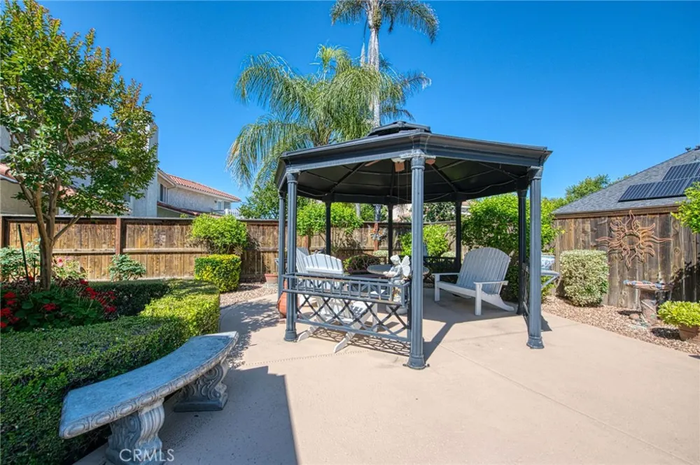 860 E Dartmouth Fresno, CA 93730