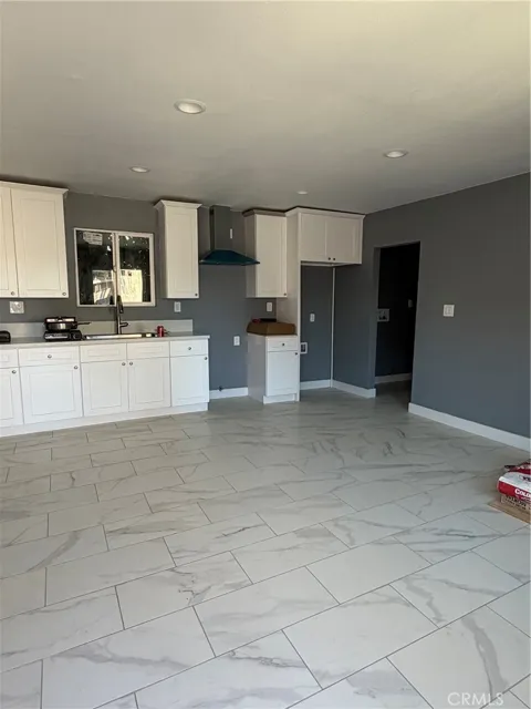 1705 E San Vincente