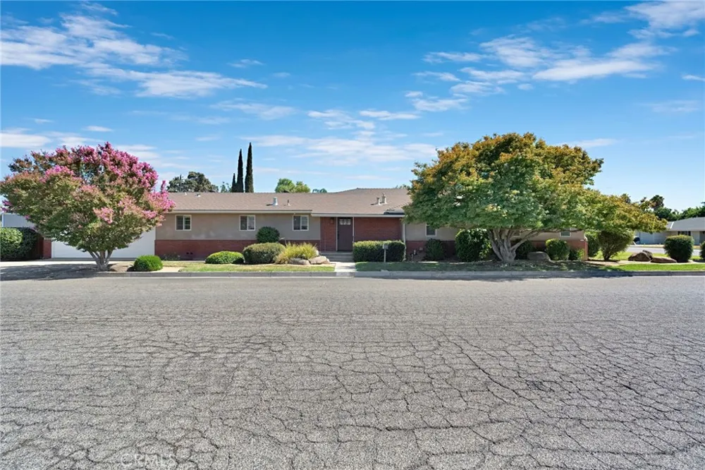 2020 W 3rd Madera, CA 93637