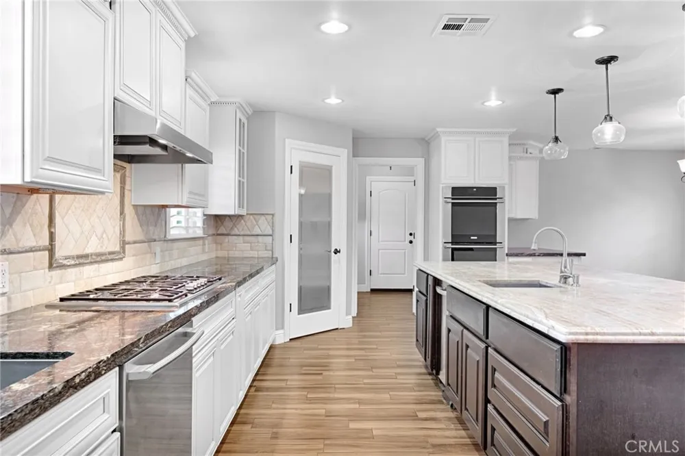 2020 W 3rd Madera, CA 93637