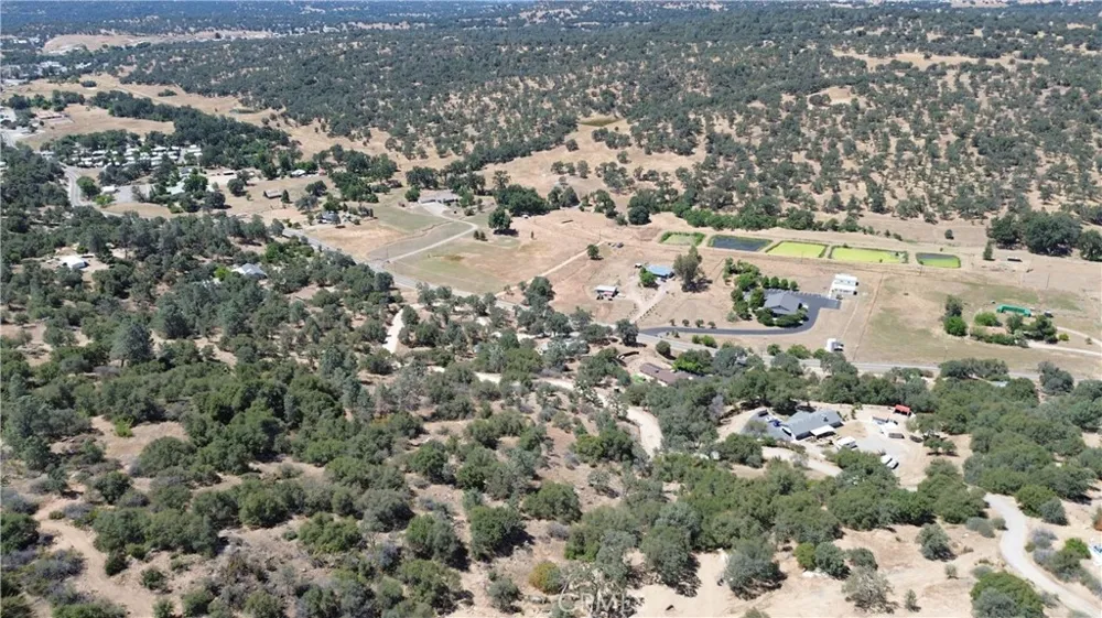28 Buckaroo Auberry, CA 93602