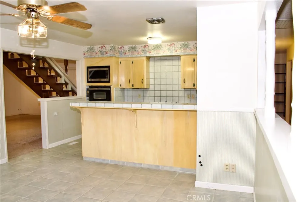 4934 E Floradora Fresno, CA 93727