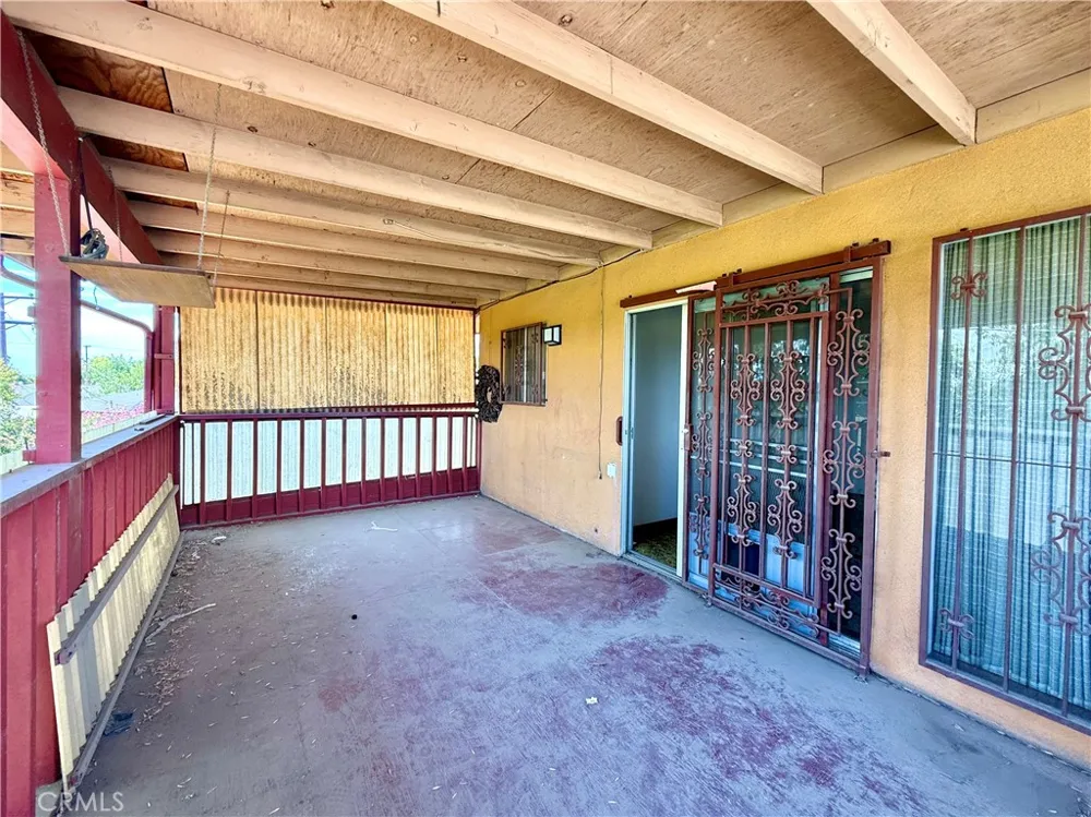 4934 E Floradora Fresno, CA 93727