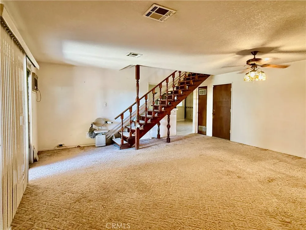 4934 E Floradora Fresno, CA 93727