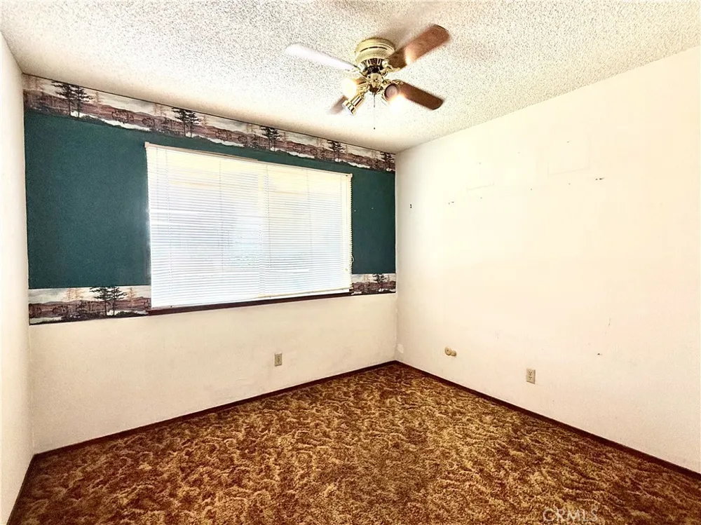 4934 E Floradora Fresno, CA 93727