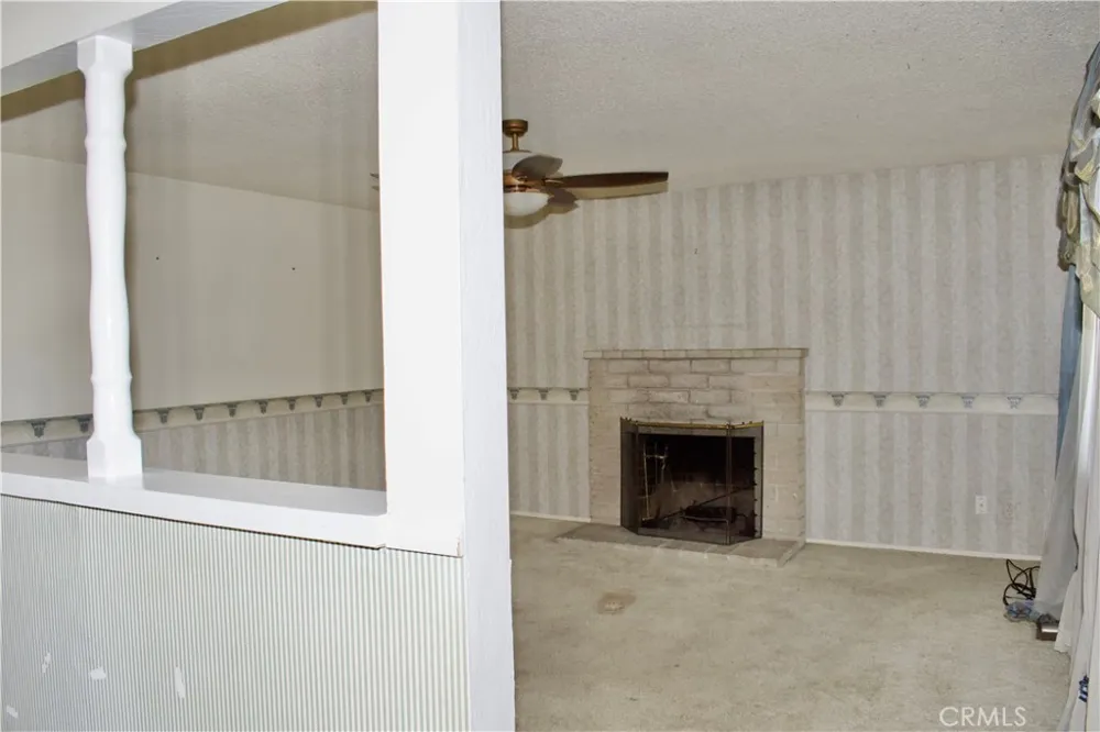 4934 E Floradora Fresno, CA 93727