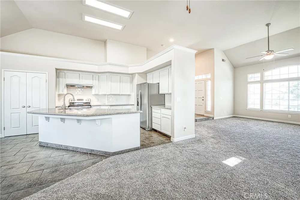2231 E Pryor Drive Fresno, CA 93720
