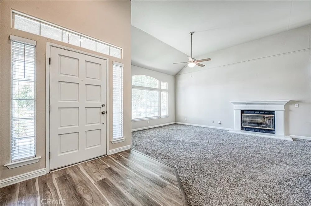 2231 E Pryor Drive Fresno, CA 93720