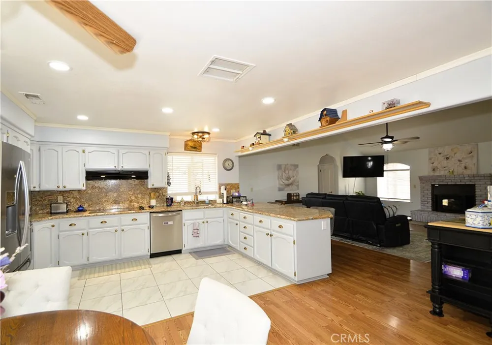 29710 Avenue 22 Madera, CA 93638