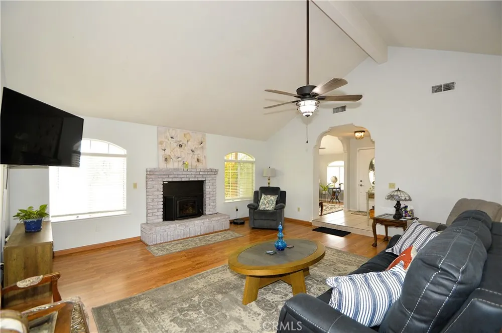 29710 Avenue 22 Madera, CA 93638