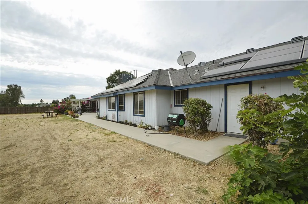 29710 Avenue 22 Madera, CA 93638