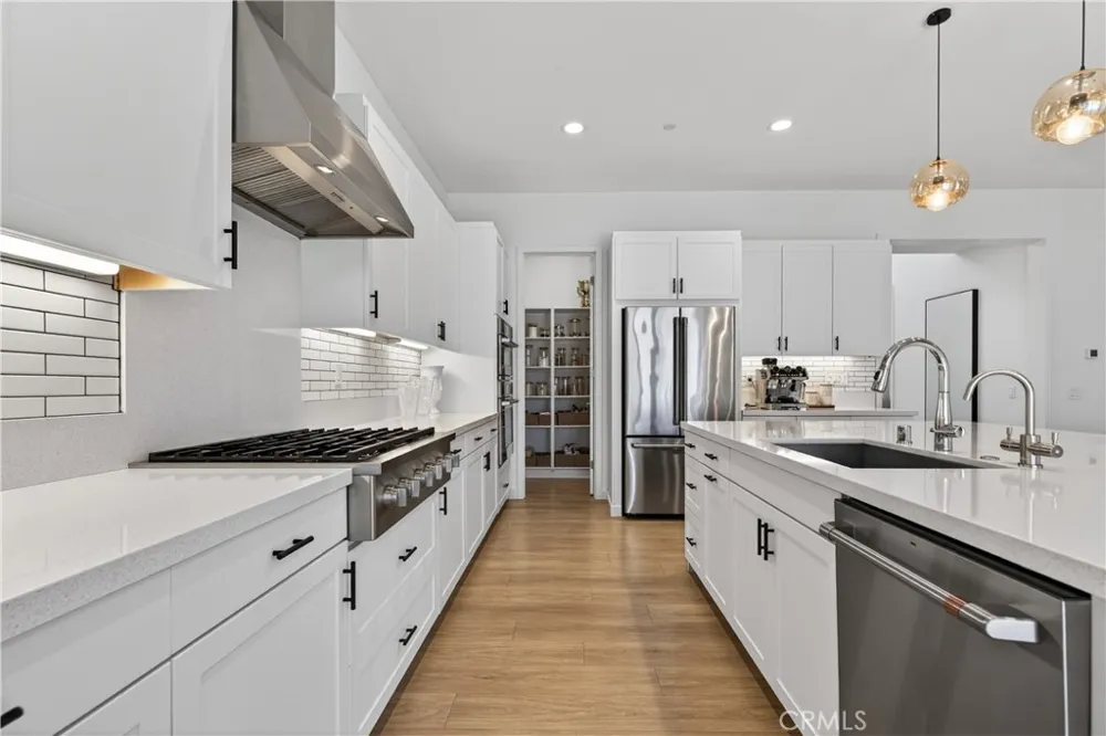 17728 Ridgeline Court #A Canyon Country, CA 91350