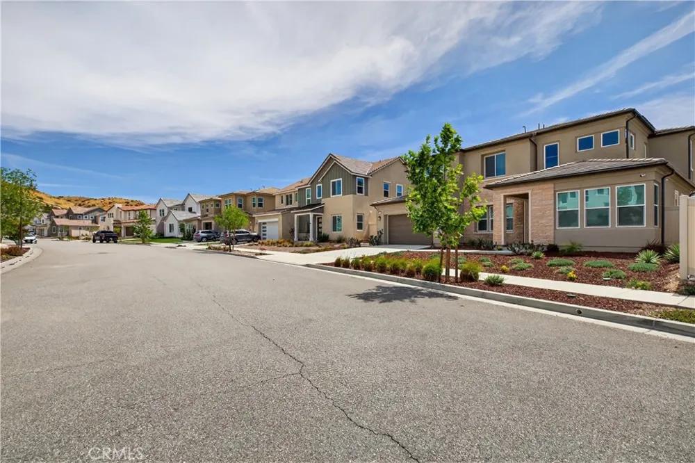 17728 Ridgeline Court #A Canyon Country, CA 91350