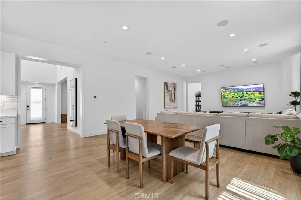 17728 Ridgeline Court #A Canyon Country, CA 91350